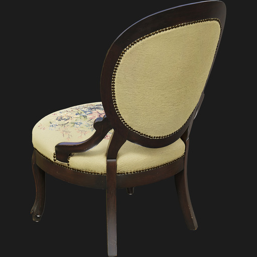 Victorian Chair preview 3